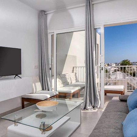 Sunset View Modern Private Poolside Apartment 科斯塔特吉塞 外观 照片