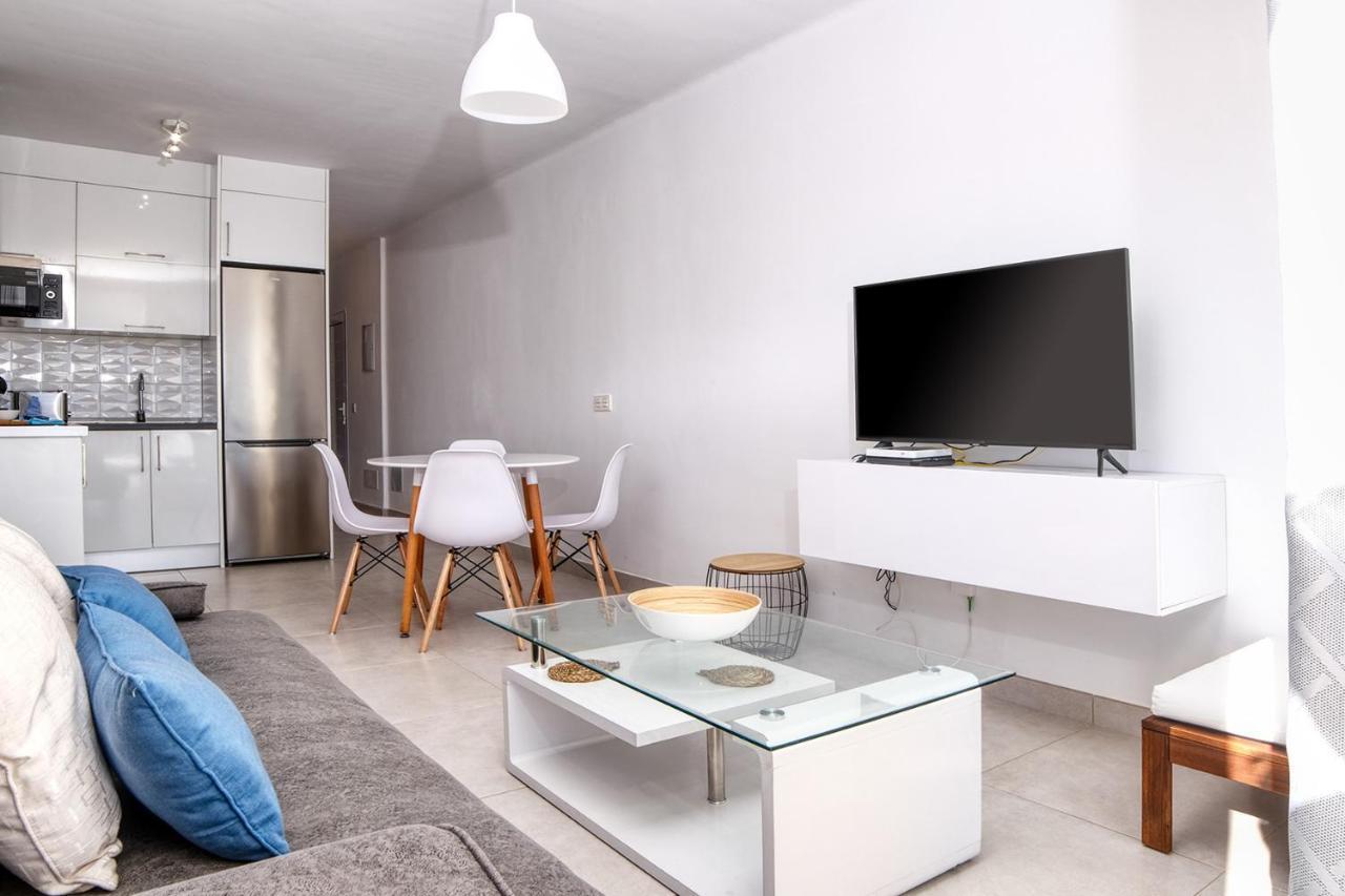 Sunset View Modern Private Poolside Apartment 科斯塔特吉塞 外观 照片